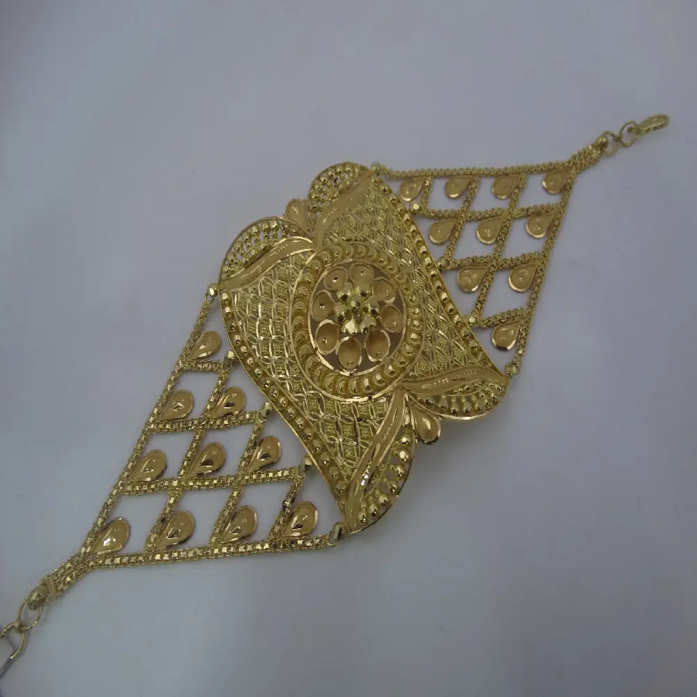 10 SBJ Armlet 005 - Image 1